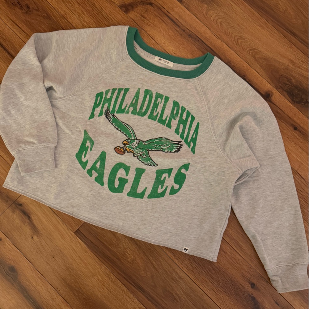 47 brand cropped Philadelphia Eagles sweatshirt